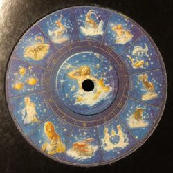 Aquarious / Asteroids 2 - Wizzbit