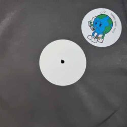 TRASHEDPLANET001 - MOM$