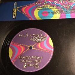 Gravity's Rainbow (Soulwax Remix) - Klaxons